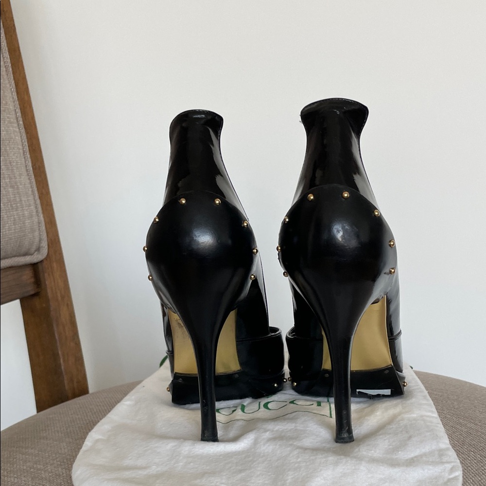 Gucci Black Patent Leather Pointed Studded Stiletto Heels - Picture 4 of 8